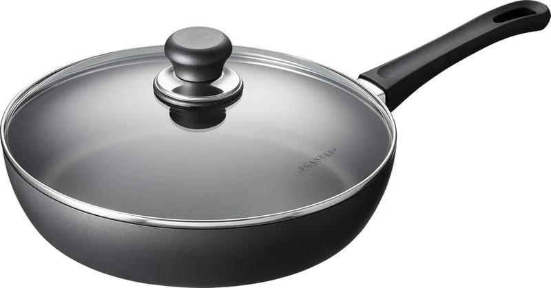 Hapjespan / Sauteerpan met deksel Classic Induction ø 28cm / 3 liter - geschikt voor alle warmtebronnen - standaard anti-aanbaklaag by Scanpan in Zwart – product photo