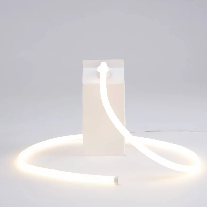 Daily Glow Milk Taffellamp by Seletti – product photo 2 of 3