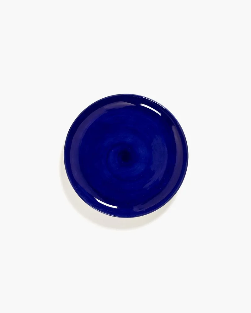 Ottolenghi Feast - Bord M - Donkerblauw - 22 Ø - 2 stuks by Serax in Blauw – product photo