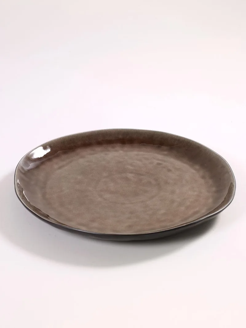 Pascale Naessens Pure - Bord L - Bruin - 33 Ø - 2 stuks van Serax in Zwart – productfoto