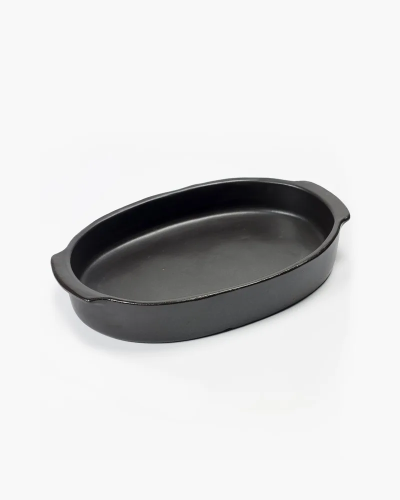 Pascale Naessens Pure - Ovale Oven-Serveerschaal L by Serax in Zwart – product photo