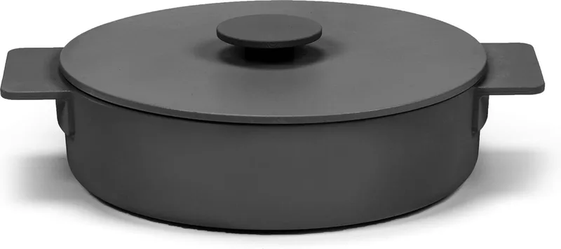 Surface by Sergio Herman - Braadpan - Gietijzer - 2,6L - Ø 26cm by Serax in Zwart – product photo