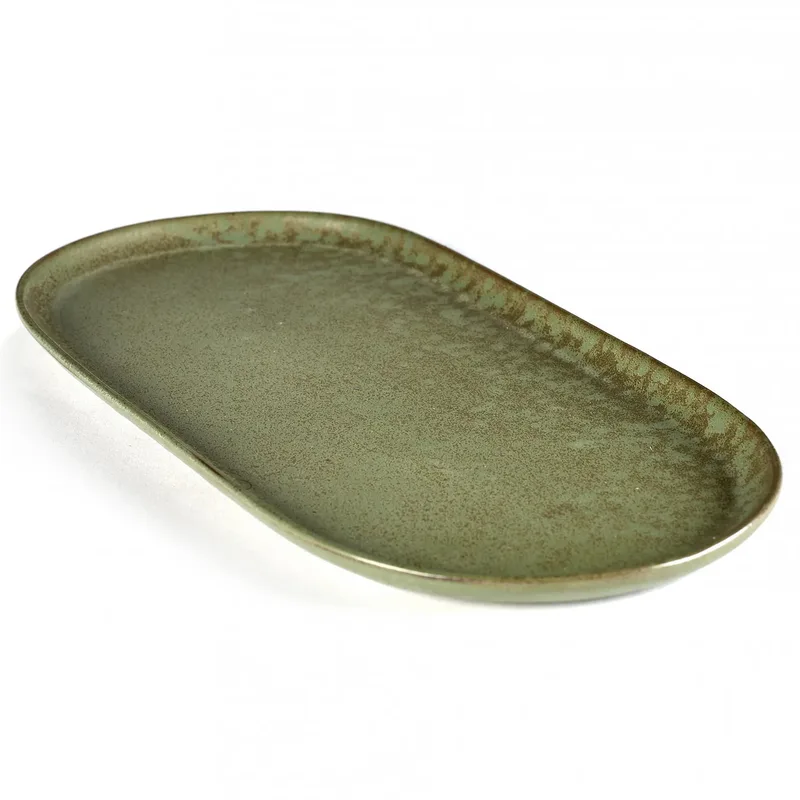 Surface Tapasteller 17 x 35,5cm Camogreen von Serax – Produktfoto