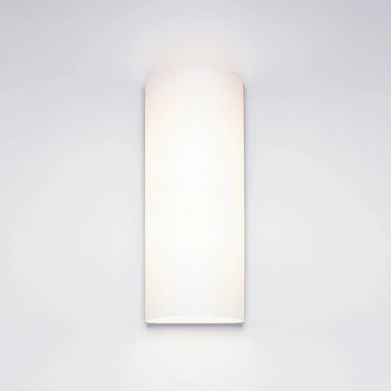 Club LED-væglampe, aluminium/hvid fra Serien Lighting i Geborsteld aluminium, Hvid – produktbillede 2 af 2
