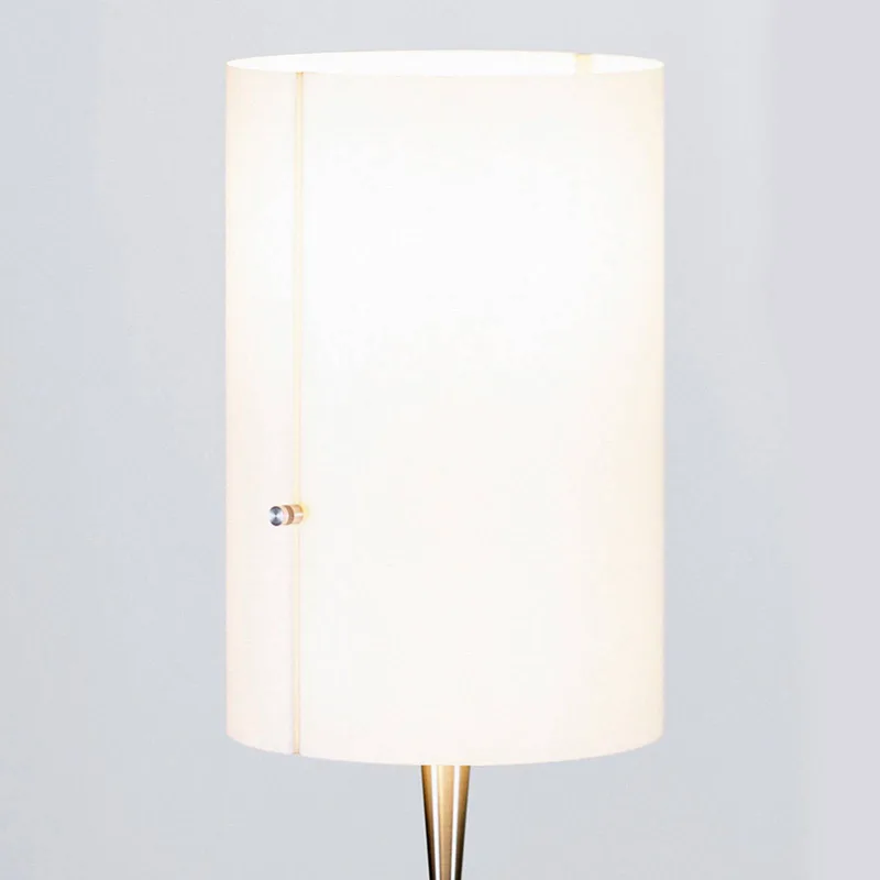 serien.lighting Club S LED vloerlamp, aluminium van Serien Lighting in Geborsteld aluminium, Wit – productfoto 2 van 2