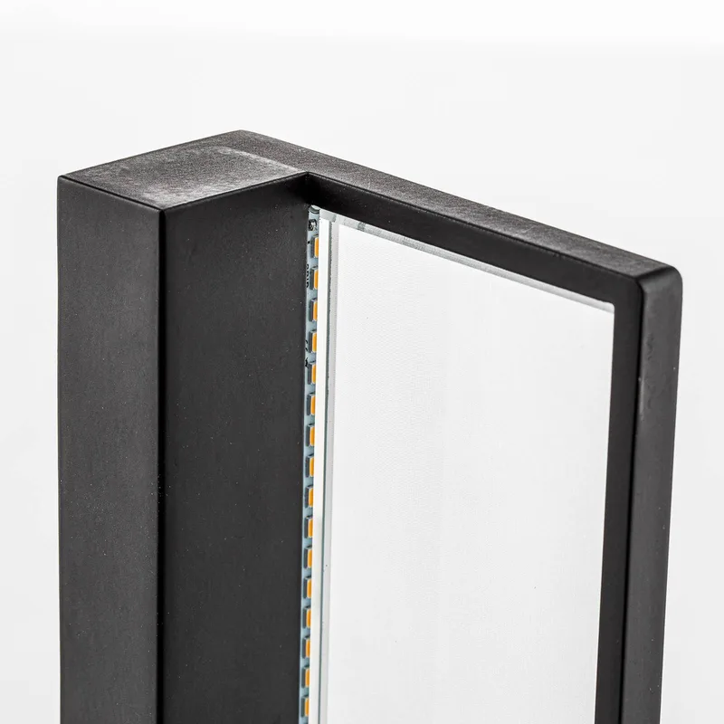 serien.lighting Crib Wall LED wandlamp de Serien Lighting en Noir – photo du produit 4 sur 5