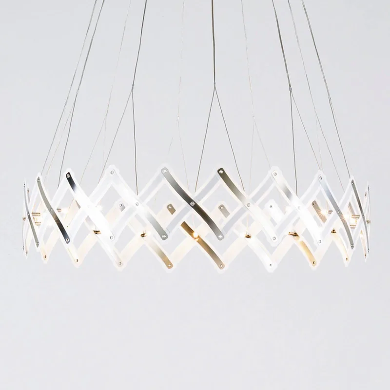 serien.lighting Zoom - schaarstructuur hanglamp van Serien Lighting in Geborsteld roestvrij staal, Doorschijnend – productfoto