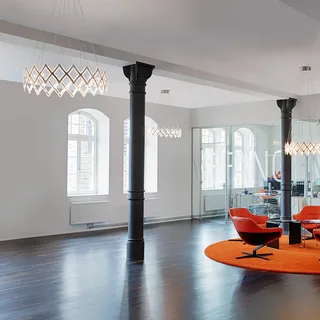 serien.lighting Zoom - schaarstructuur hanglamp de Serien Lighting en Geborsteld roestvrij staal, Doorschijnend – photo du produit 5 sur 5