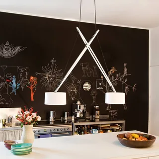 Twin - een LED hanglamp in spagaat by Serien Lighting in Glanzend verchroomd aluminium, Wit opaal – product photo 5 of 5