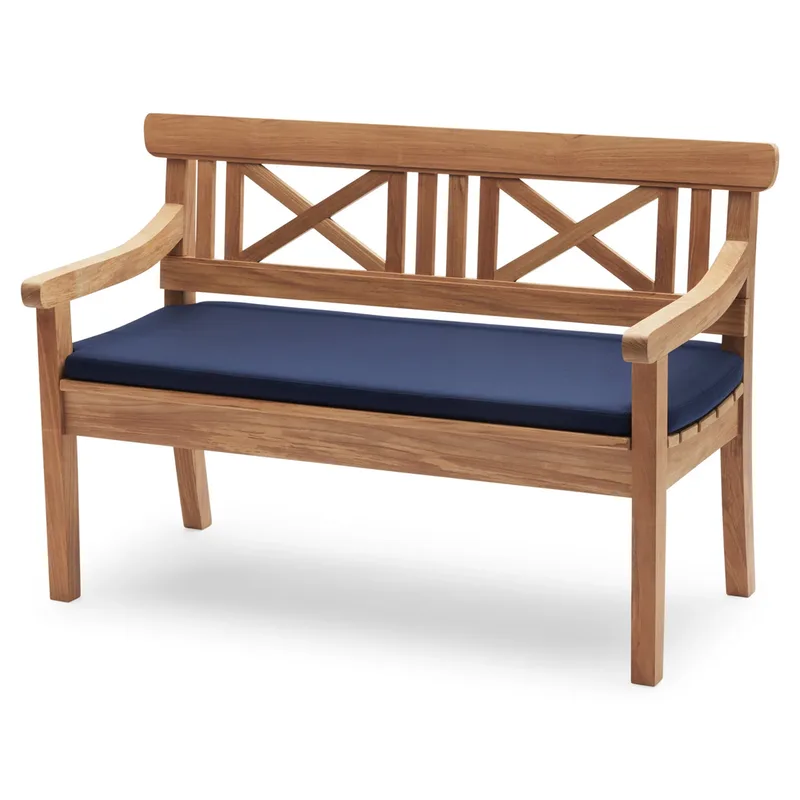 Drachmann 120 cm Sitzkissen Marine från Skagerak – produktbild