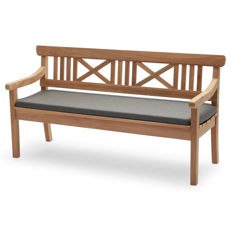 Drachmann 165 cm Kissen Holzkohle by Skagerak – product photo