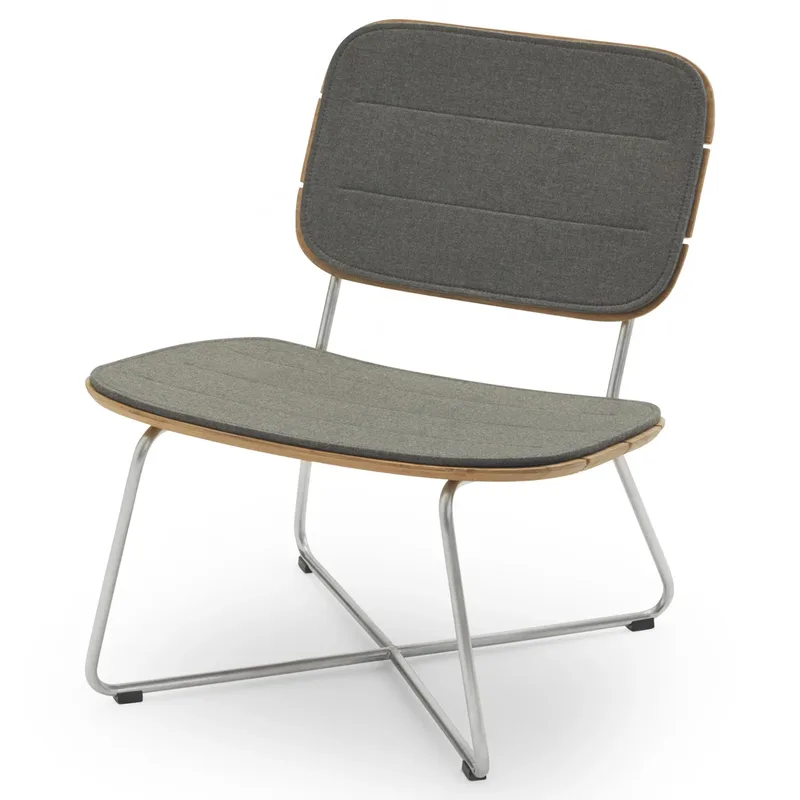 Lilium Lounge Chair Kissen Holzkohle by Skagerak – product photo