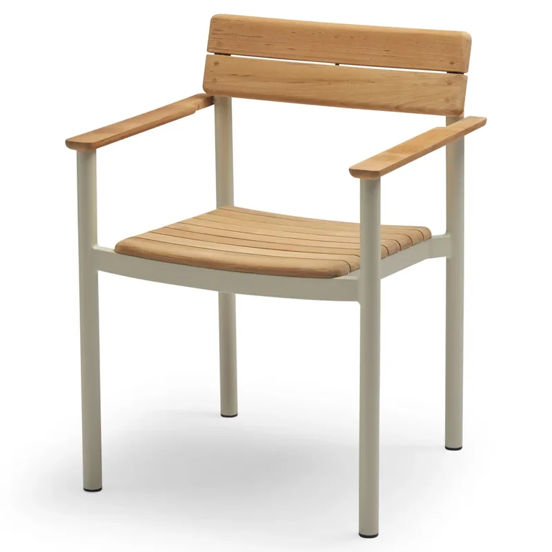 Pelagus Armlehnstuhl Light Ivory von Skagerak – Produktfoto