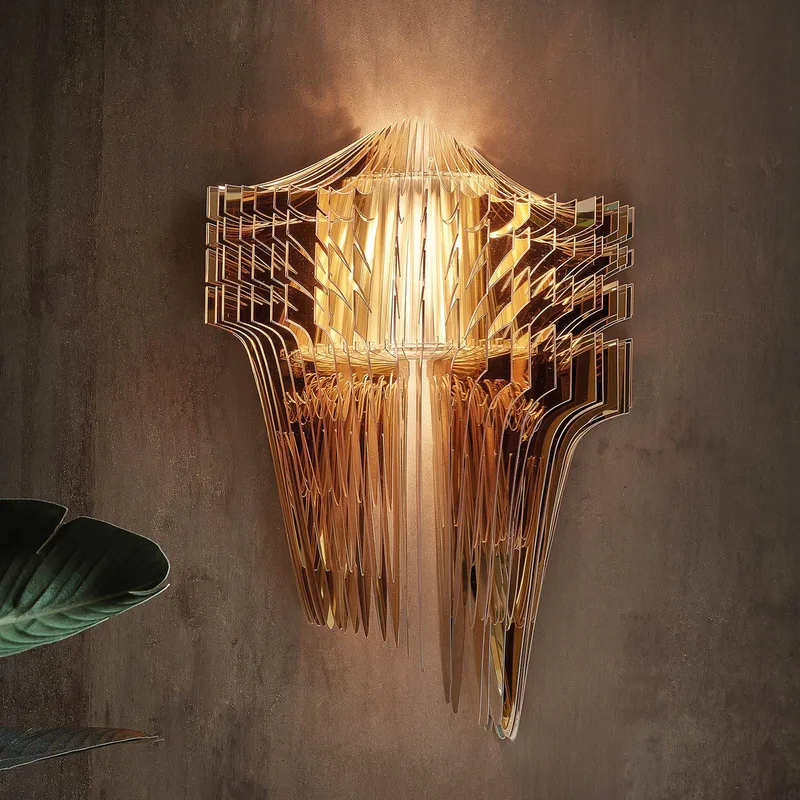 Aria design-wandlamp van Slamp in Goud – productfoto 4 van 5
