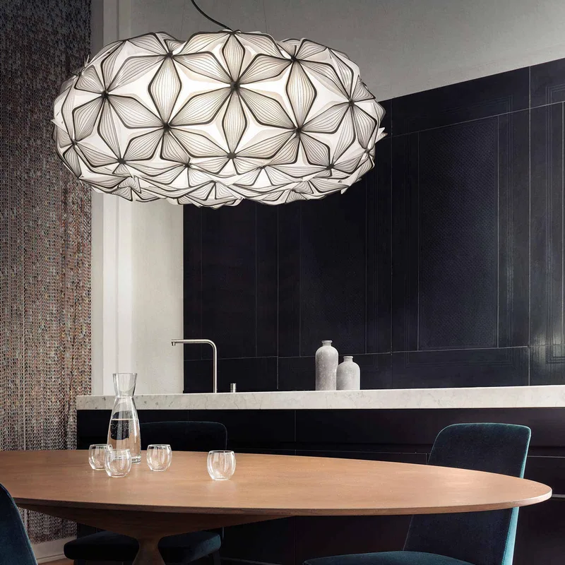 Hanglamp C'EST LA VIE, zwart/kabel zwart, Ø 70 cm van Slamp in Zwart, Wit – productfoto 3 van 5