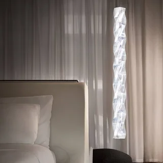 Hugo verticale LED hanglamp prisma von Slamp in Transparent – Produktfoto 1 von 5