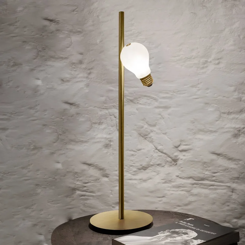 Idea LED tafellamp by Slamp in Geborsteld messing, White – product photo