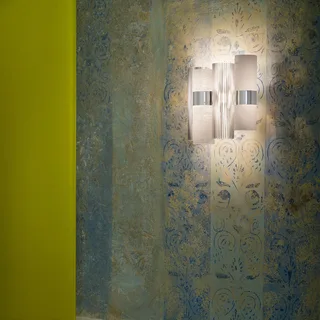La Lollo design-wandlamp, wit de Slamp en Blanc, Transparent – photo du produit 2 sur 3