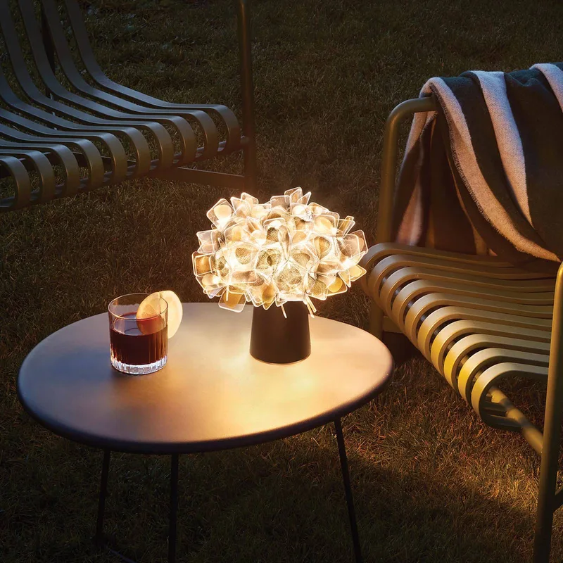 LED-batteridriven bordslampa Clizia Mama Non Mama guld/svart från Slamp i Guld, Svart – produktbild