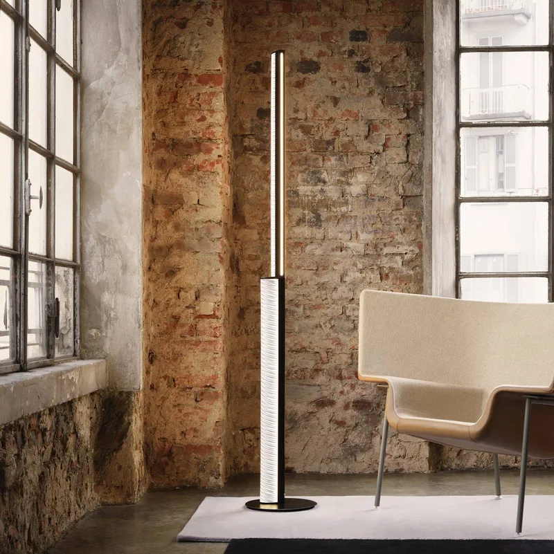 LED vloerlamp Modula gedraaid, geplooid de Slamp en Noir – photo du produit