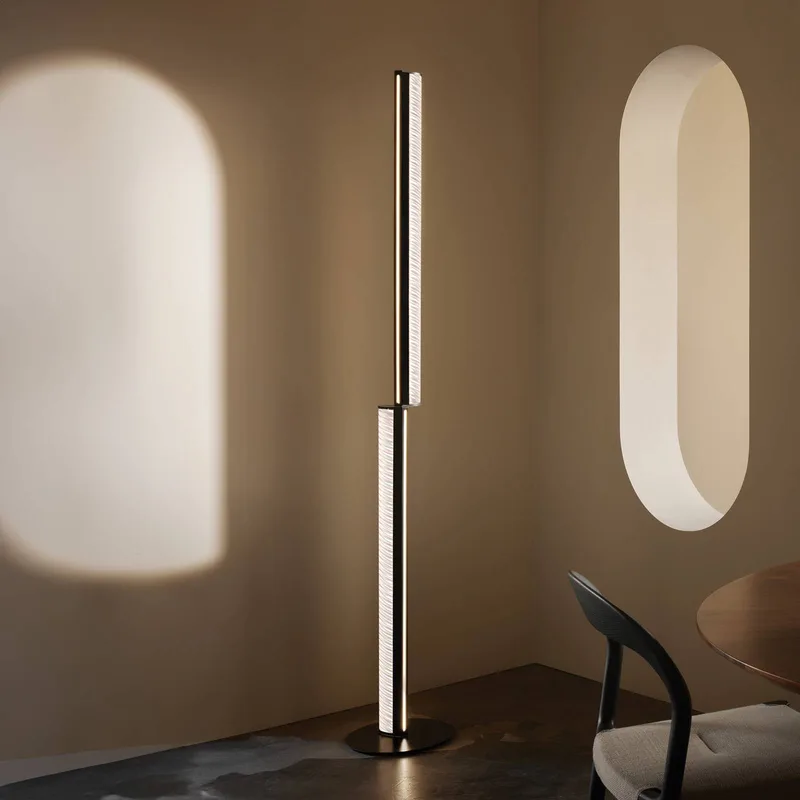LED vloerlamp Modula gedraaid, geplooid von Slamp in Schwarz – Produktfoto 3 von 5