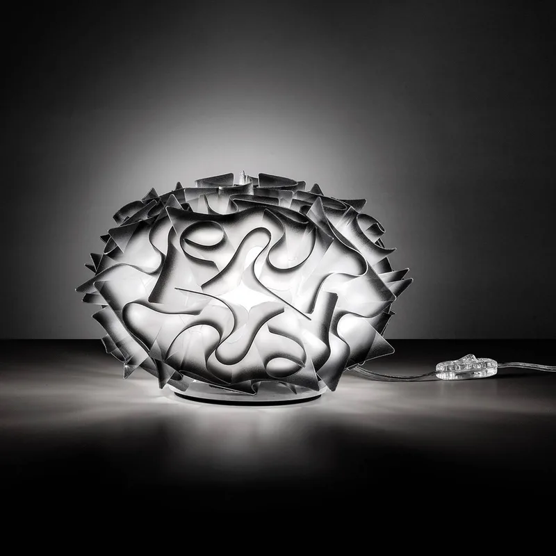 Veli designer-bordlampe Ø 32cm antracit fra Slamp i Opaalwit, Antracit – produktbillede 2 af 5