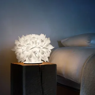 Veli Foliage Table bordlampe, Ø 28 cm fra Slamp i Hvid – produktbillede 2 af 5