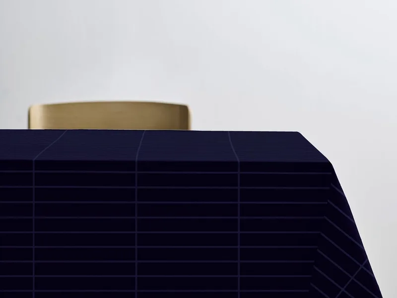 Essence – Suite One Tafelkleed 150 x 220 cm by Södahl in Navy blue – product photo