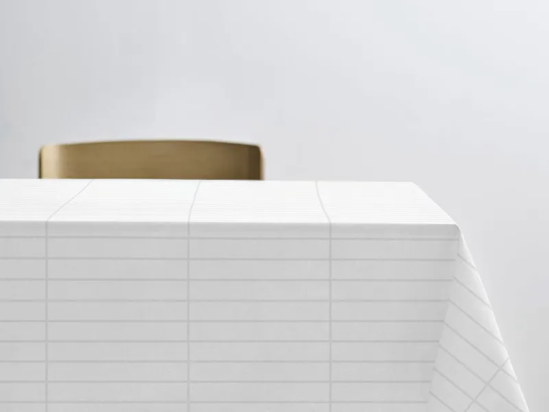 Essence – Suite One Tafelkleed 150 x 320 cm Optisch wit by Södahl in Optical white – product photo