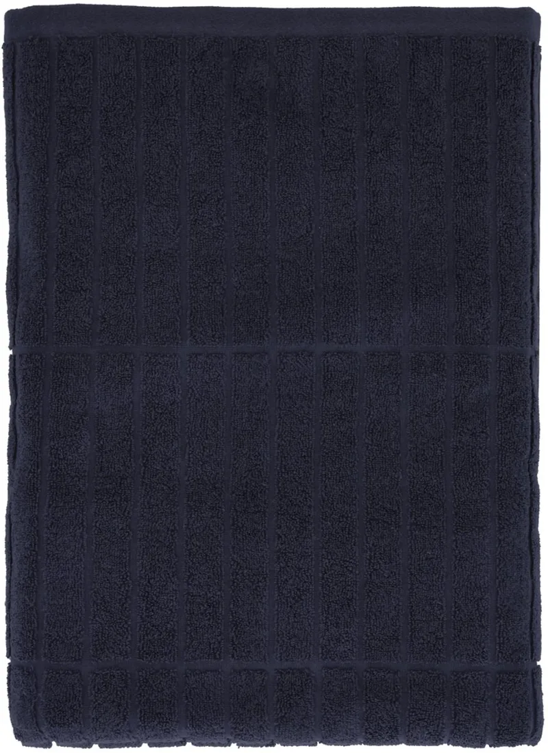 organic Essence – Suite One Handdoek 100 x 180 cm by Södahl in Navy blue – product photo