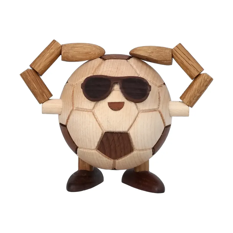 Billy Ball Fußball Figur Beige, 8x6,5x6,7 cm von Spring Copenhagen – Produktfoto