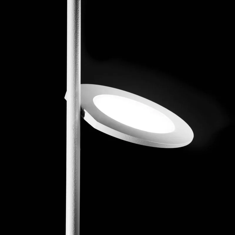 Kimia LED vloerlamp by Stilnovo in Zwart – product photo