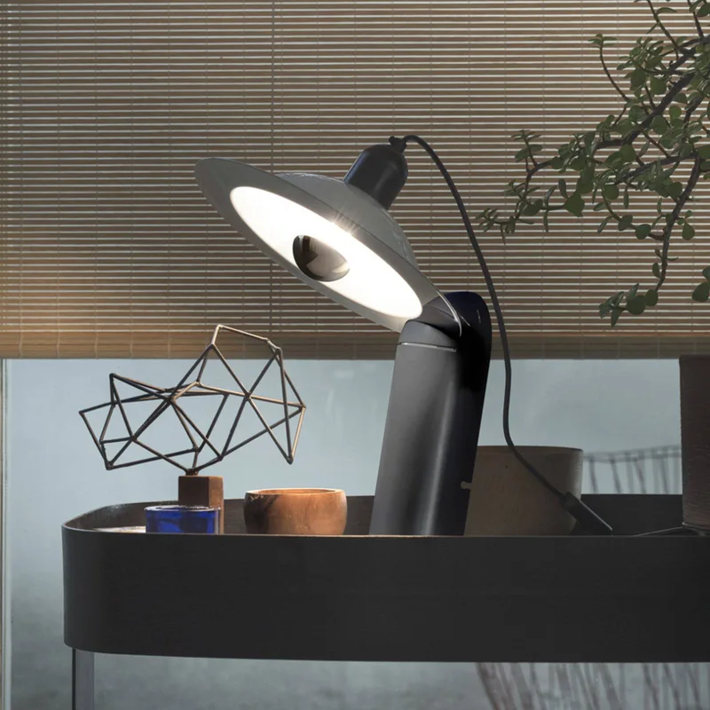 Lampiatta LED-wand-/tafellamp, zwart by Stilnovo in Zwart (RAL 9005), wit (RAL 9016) – product photo