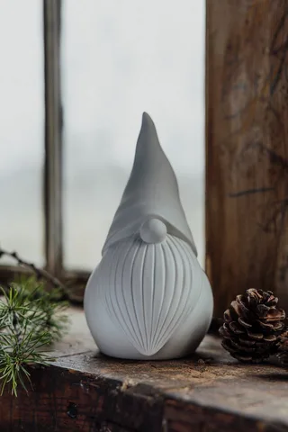 Dekofigur Santa Stig Weihnachtsmann Keramik Weiß, Weihnachtsfigur aus Keramik de Storefactory – photo du produit 1 sur 3
