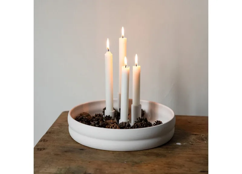 Kerzenhalter Adventsschale Bolmen weiß für 4 Stabkerzen van Storefactory – productfoto 1 van 4