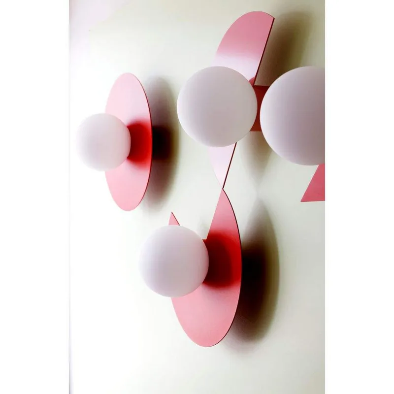 Candy Big Circle 270 S wandlamp, rood van Swedish Ninja – productfoto
