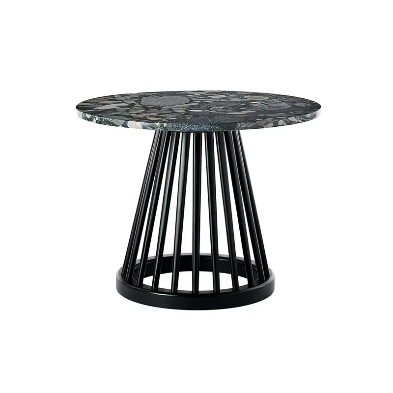 Fan tisch schwarze steinplatte 60 cm pebble by Tom Dixon – product photo