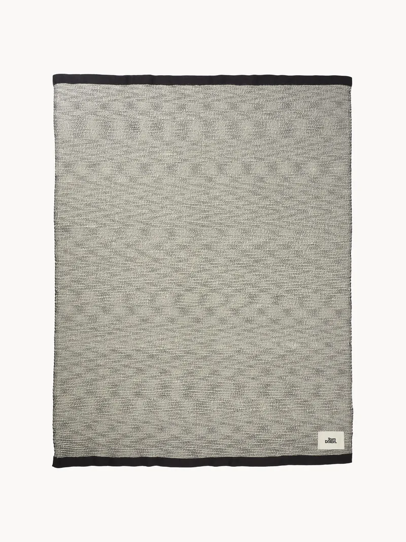 Handgeweven wollen plaid Thread by Tom Dixon – product photo