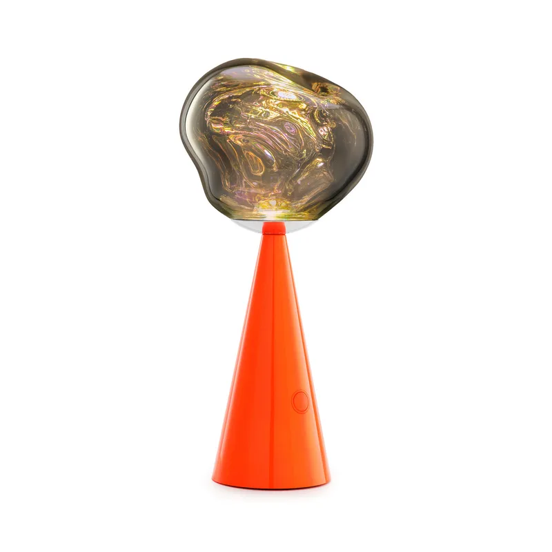 Melt LED tafellamp fluoro/rood 29 cm IP44 - Tom Dixon - Terras - Designer - Kunststof - Met lampenkap van Tom Dixon – productfoto