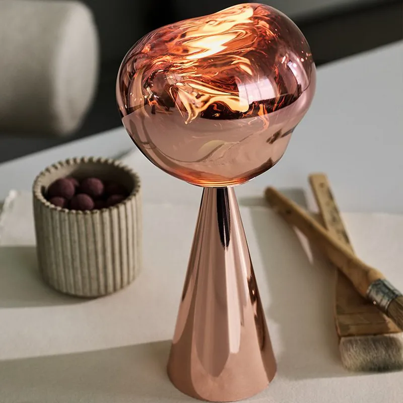Melt Portable tafellamp Copper - Tom Dixon - Terras - Designer - Kunststof - Met lampenkap van Tom Dixon – productfoto