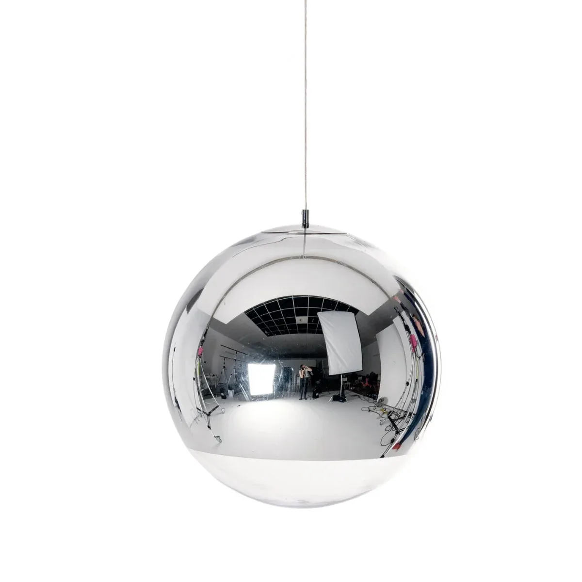 Mirror Ball LED 50 hanglamp van Tom Dixon – productfoto