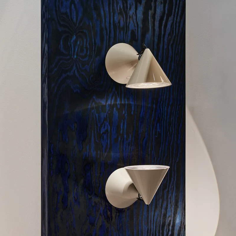 Pose LED wandlamp grijs-beige 21 cm kunststof - Tom Dixon - Woonkamer - Designer - Metaal - 1 lamp by Tom Dixon – product photo