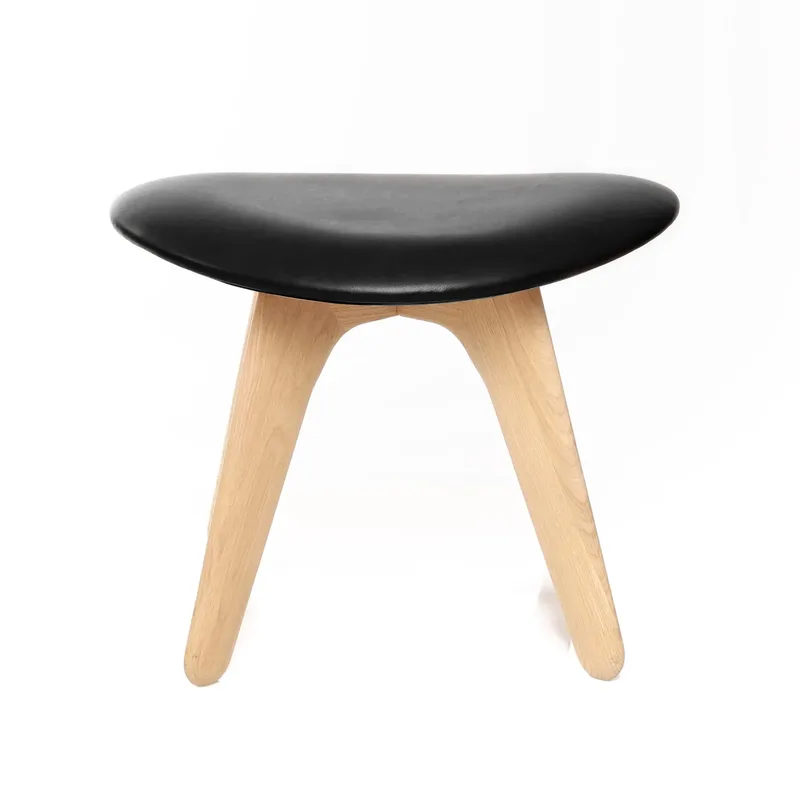 Slab Ottoman 45x55 cm Natural oak-black leather von Tom Dixon – Produktfoto
