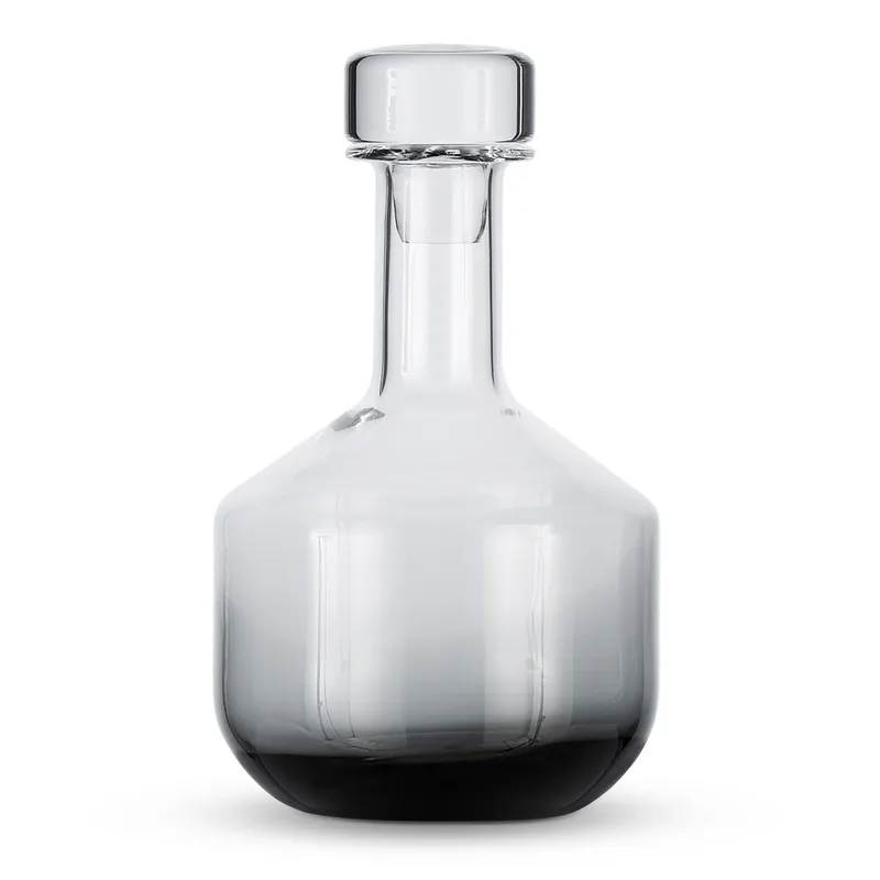 Tank Whiskeykaraffe 1 L Schwarz von Tom Dixon – Produktfoto