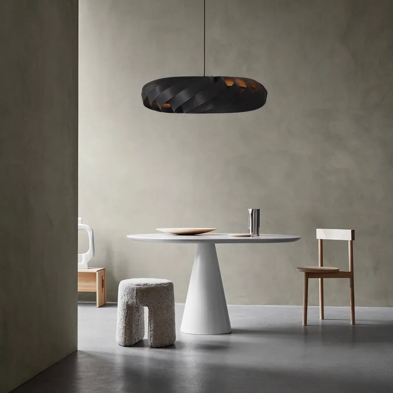 hanglamp TR5, Ø 100 cm, berkenhout van Tom Rossau in Zwart – productfoto 2 van 2