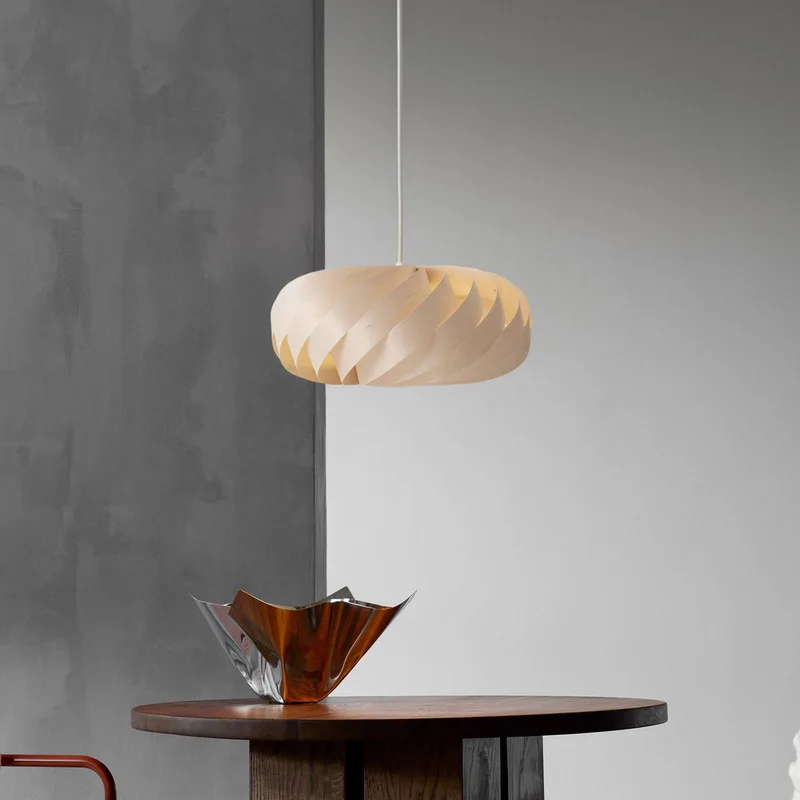 hanglamp TR5, Ø 40 cm, naturel, berkenhout by Tom Rossau in Licht hout – product photo 4 of 4