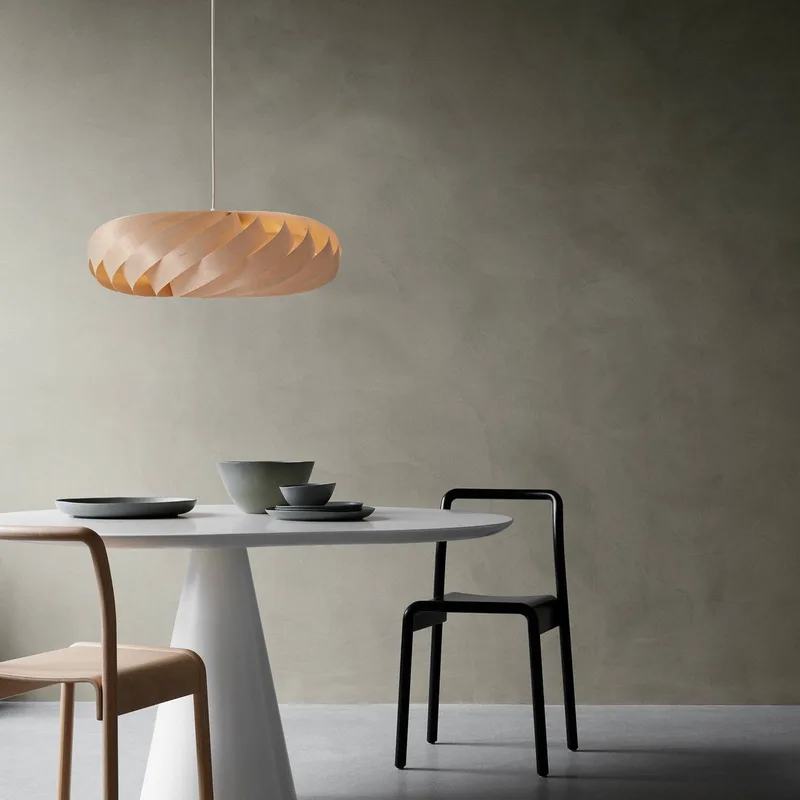 hanglamp TR5, Ø 60 cm, naturel, berkenhout från Tom Rossau i Licht hout – produktbild 2 av 2