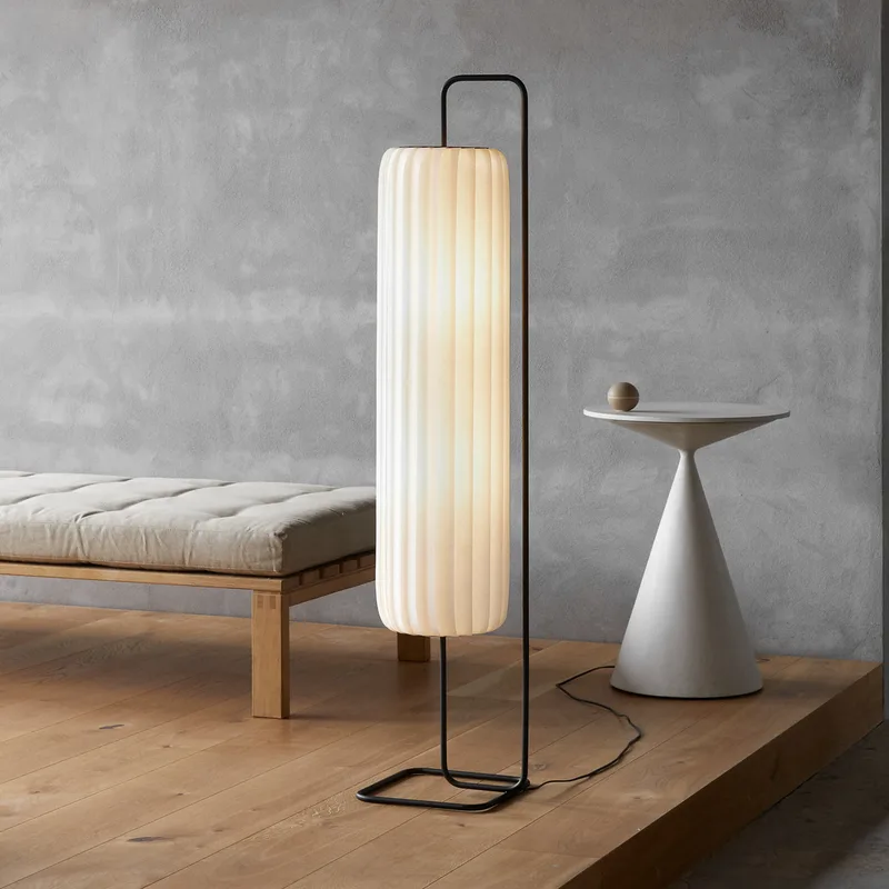 TR37 Vloerlamp White 25x143 by Tom Rossau – product photo