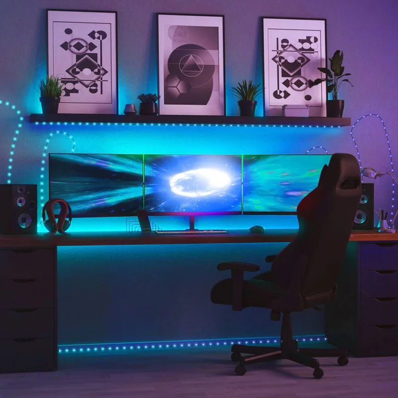Dots LED lichtketting RGB, IP44, 10m van Twinkly in Transparant – productfoto 3 van 5