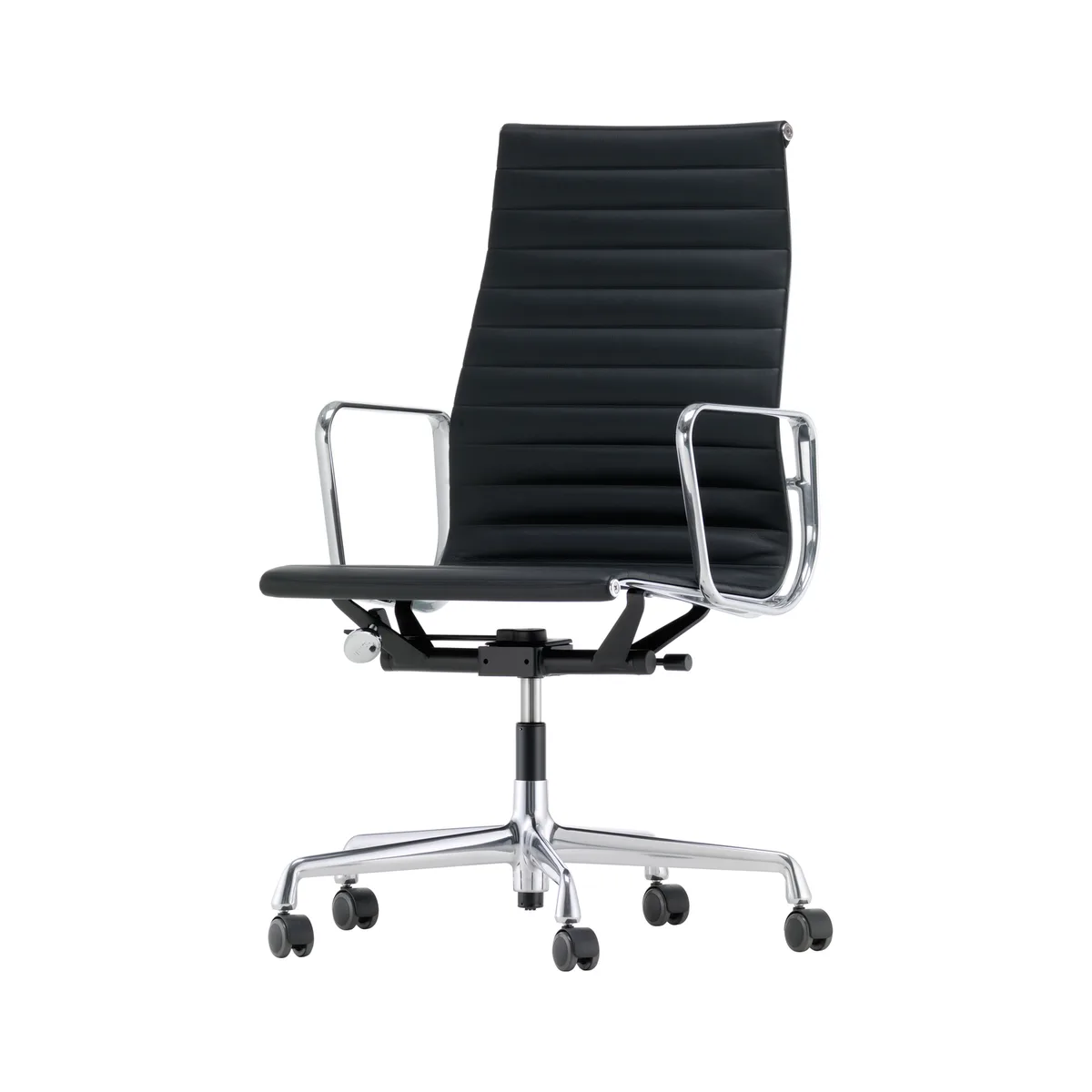 Sessel mit Rollen Eames Aluminium - Schwarz - Rindsleder - Designer Charles & Ray Eames von Vitra – Produktfoto